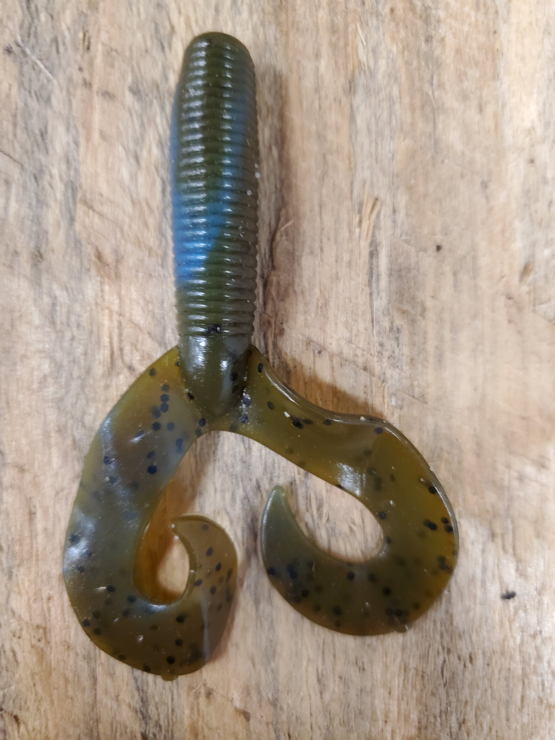 Double Tail 3 Finesse Grub – Red Alert Lures